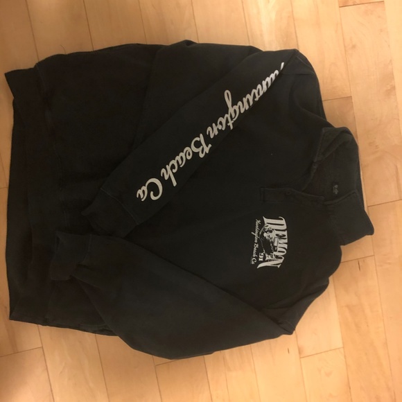 Black Pullover - Picture 2 of 2